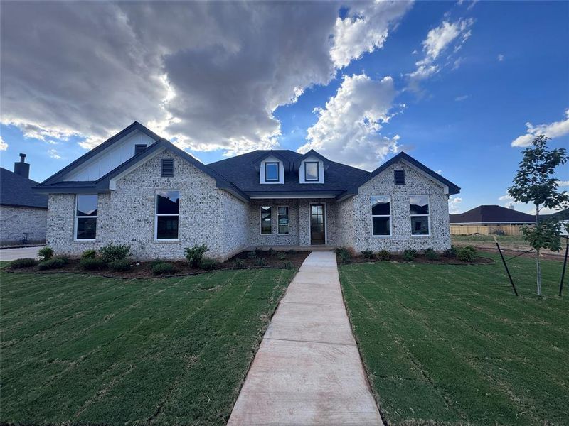 Image 34 of a home in .