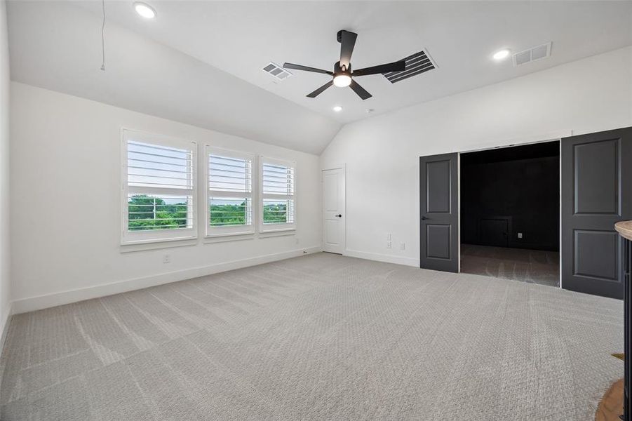 Spacious, unfurnished interior of a new home in Cambridge Estates, Prosper (Image 34). Spacious, unfurnished interior of a new home in Cambridge Estates, Prosper (Image 34).