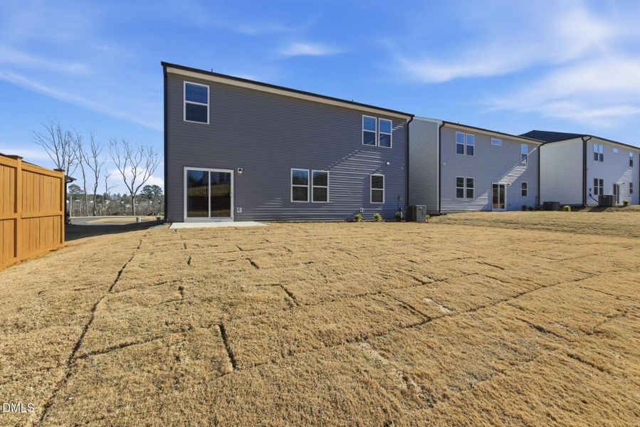 WSF Lot #37 Exteriors (6)