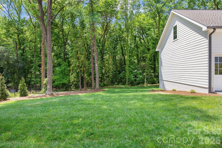 Exterior details and patio area of a home in , Charlotte (Image 30).
