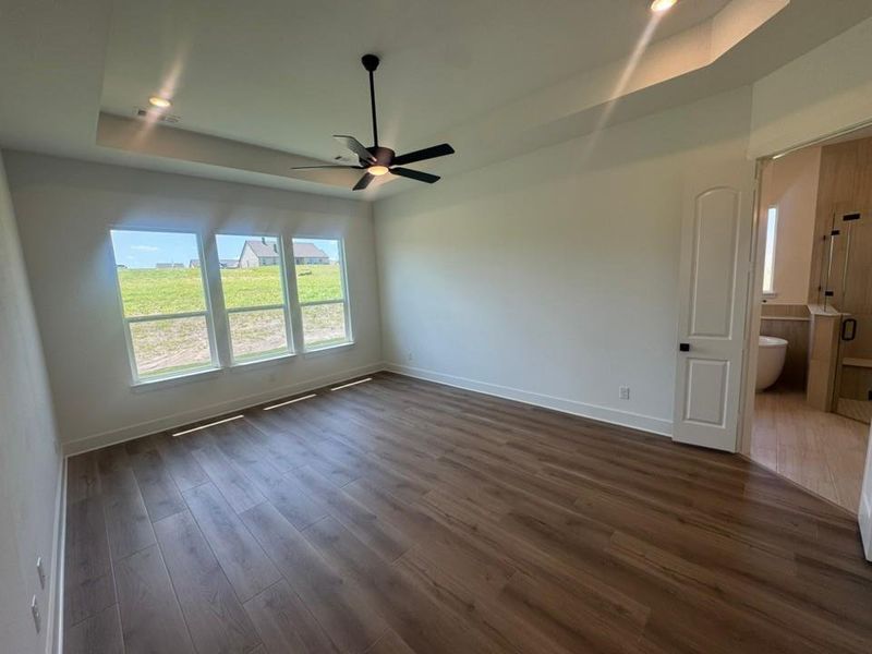 Spacious, unfurnished interior of a new home in Creekview Addition, Van Alstyne (Image 13). Spacious, unfurnished interior of a new home in Creekview Addition, Van Alstyne (Image 13).