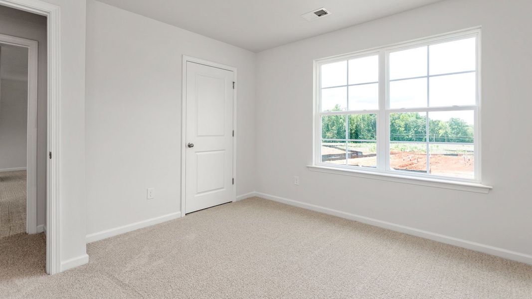 Spacious, unfurnished interior of a new home in Aspen Place, Thomasville (Image 22).