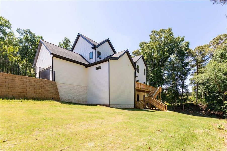 Exterior details and patio area of a home in , Powder Springs (Image 32).