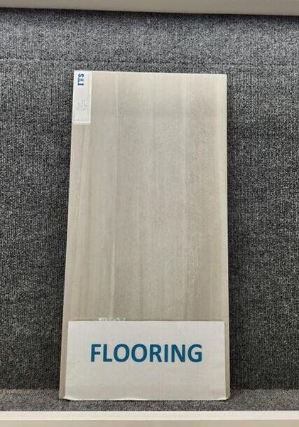 812 Flooring