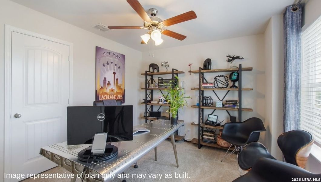 Furnished interior view inside a new home in Steele Creek, Cibolo (Image 15).