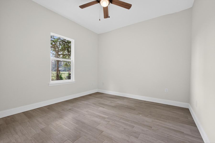 Spacious, unfurnished interior of a new home in , Beaumont (Image 15).