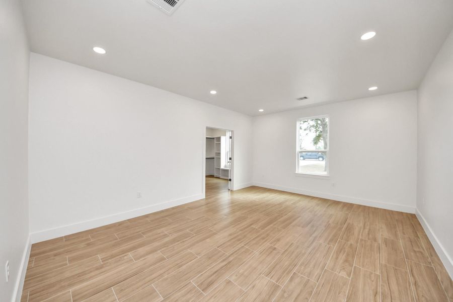 Secondary Primary Suite