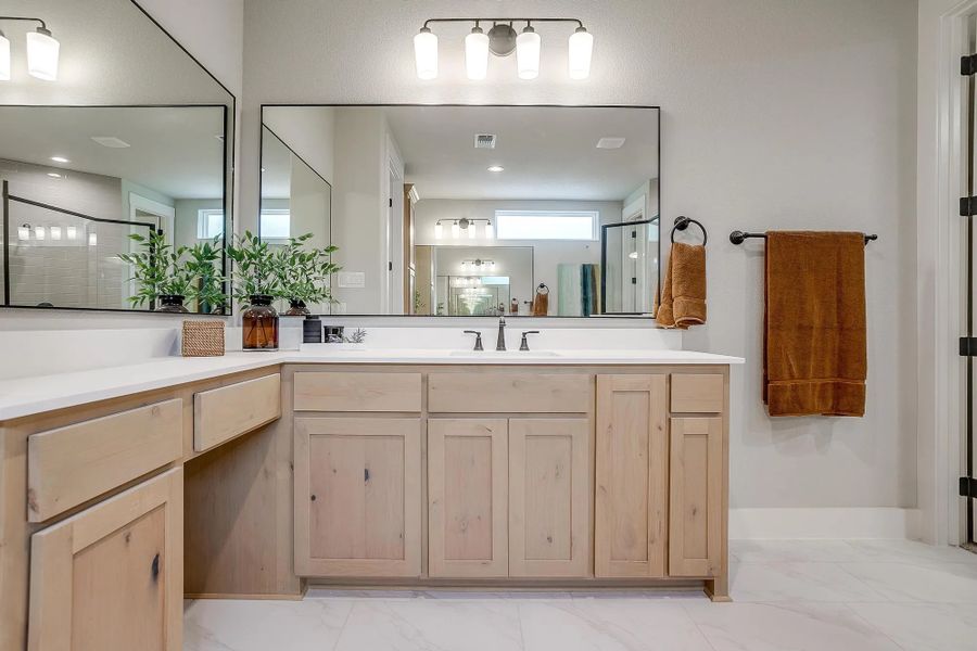 Representative furnished interior of a home built from the The Blaire by Elmwood Custom Homes in Matthews Farm, Venus (Image 34).
