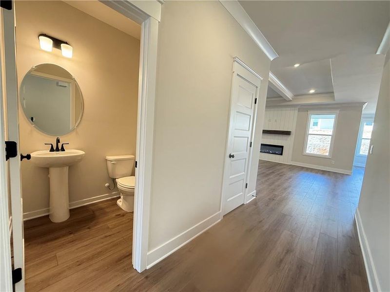 Spacious, unfurnished interior of a new home in Ponderosa Farms Reserve, Gainesville (Image 41).
