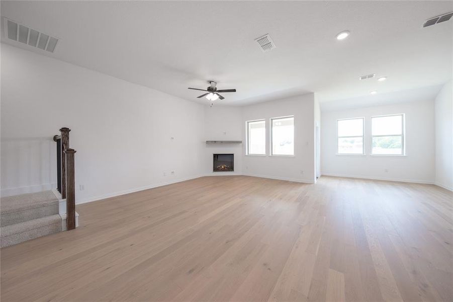 Spacious, unfurnished interior of a new home in Chalk Hill, Celina (Image 18).