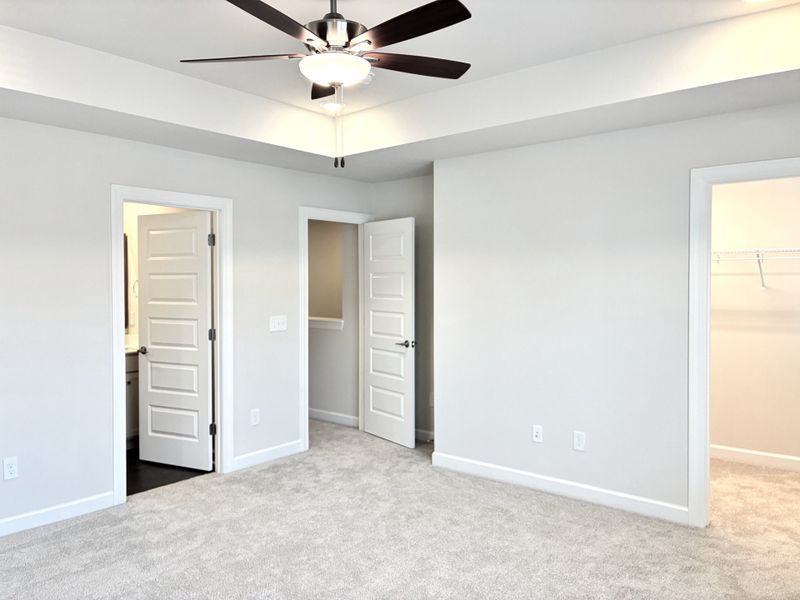 Spacious, unfurnished interior of a new home in Holly View, Greenville (Image 20).