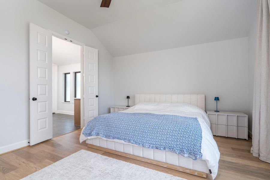 Another view of the primary bedroom. An expansive room size at 18' by 14' that will accommodate a king sized bed and large furniture. Another view of the primary bedroom. An expansive room size at 18' by 14' that will accommodate a king sized bed and large furniture.