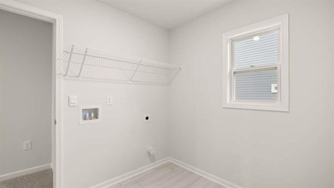 Spacious, unfurnished interior of a new home in Holland Estates, Powder Springs (Image 34).