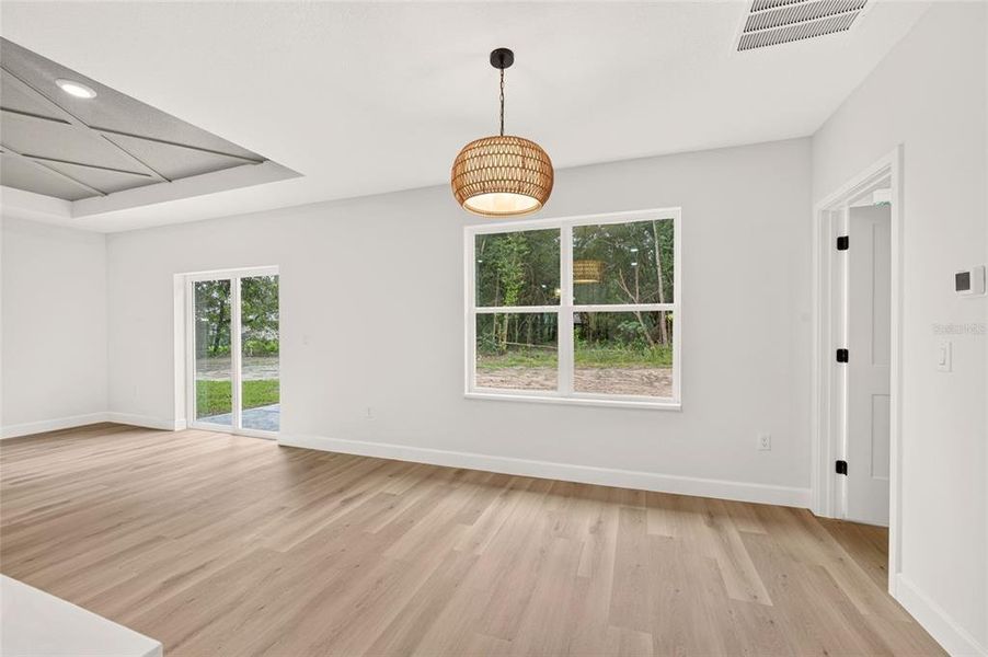 Spacious, unfurnished interior of a new home in , Ocala (Image 19).