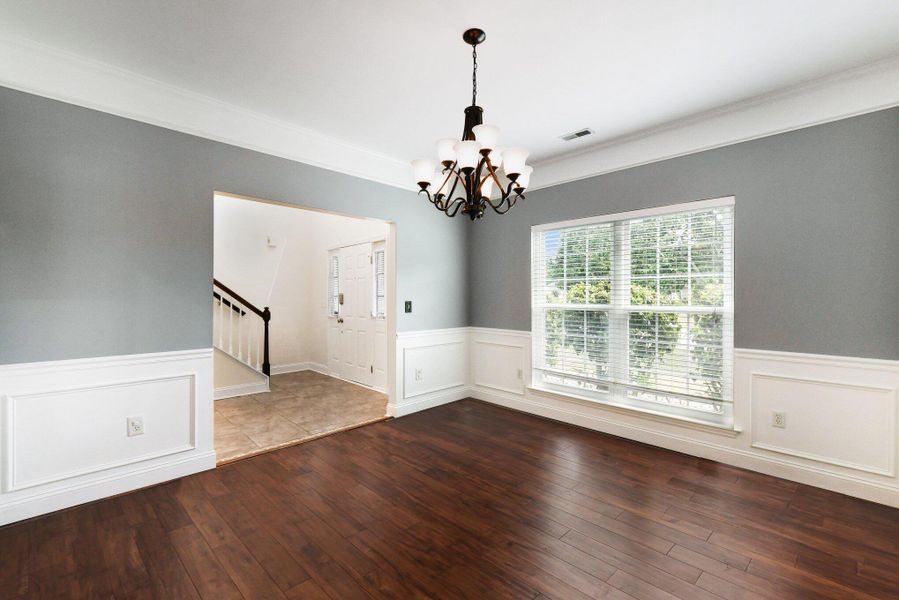 Spacious, unfurnished interior of a new home in , North Charleston (Image 20).