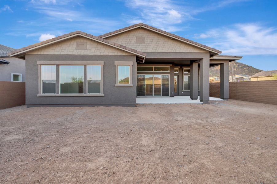 Exterior details and patio area of a home in Meridian at Northpointe at Vistancia, Peoria (Image 3).