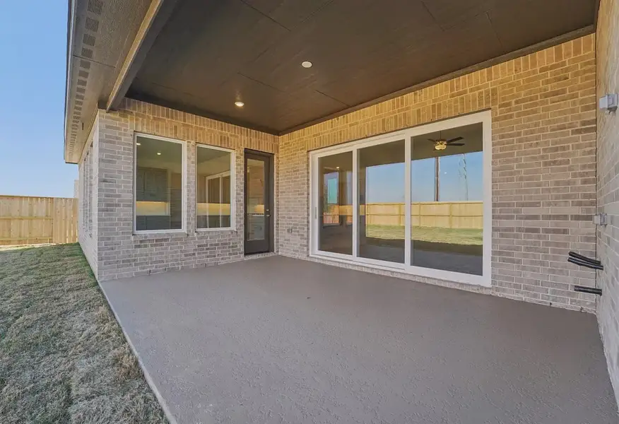 Plan 6010 Outdoor Living - 8 of 20 Plan 6010 Outdoor Living - 8 of 20