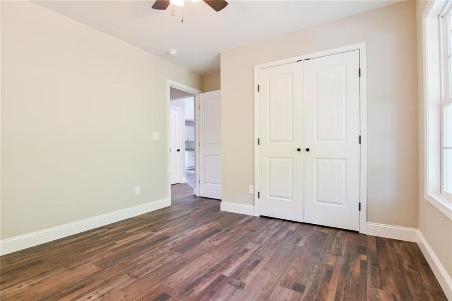 Spacious, unfurnished interior of a new home in , Dahlonega (Image 14).