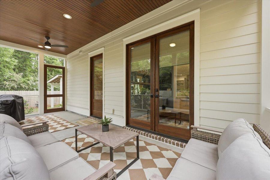 Exterior details and patio area of a home in , Charleston (Image 26).