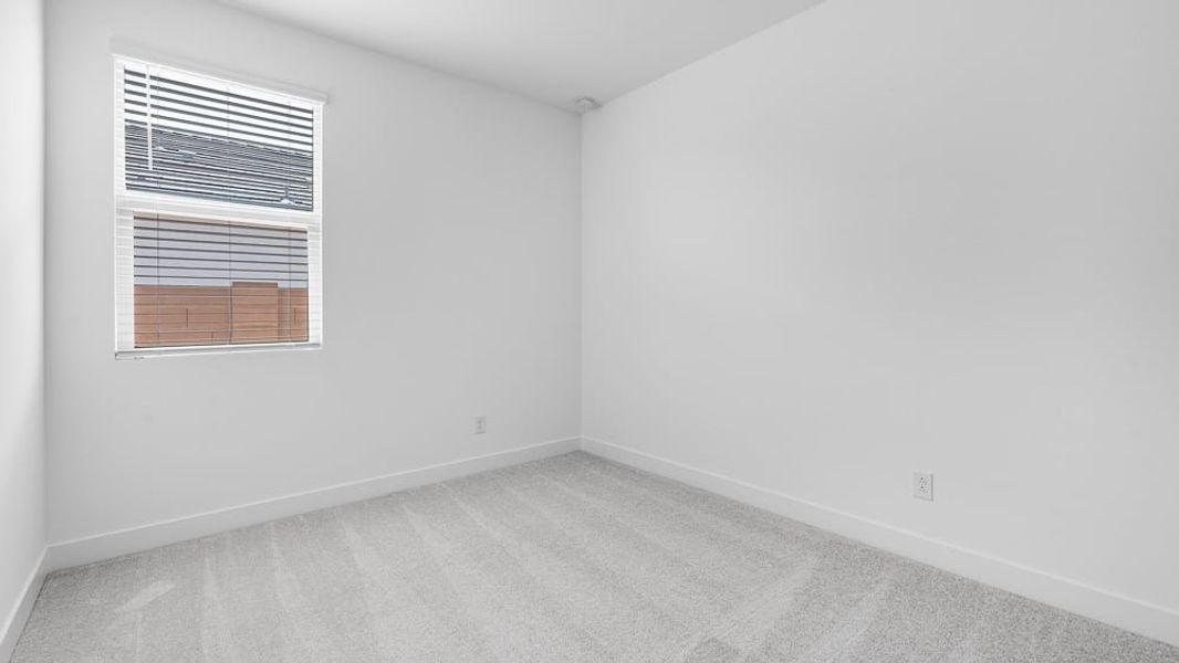 Spacious, unfurnished interior of a new home in Combs Ranch, San Tan Valley (Image 24).