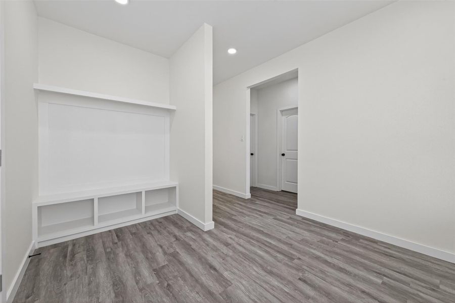 Spacious, unfurnished interior of a new home in , Cleveland (Image 14).