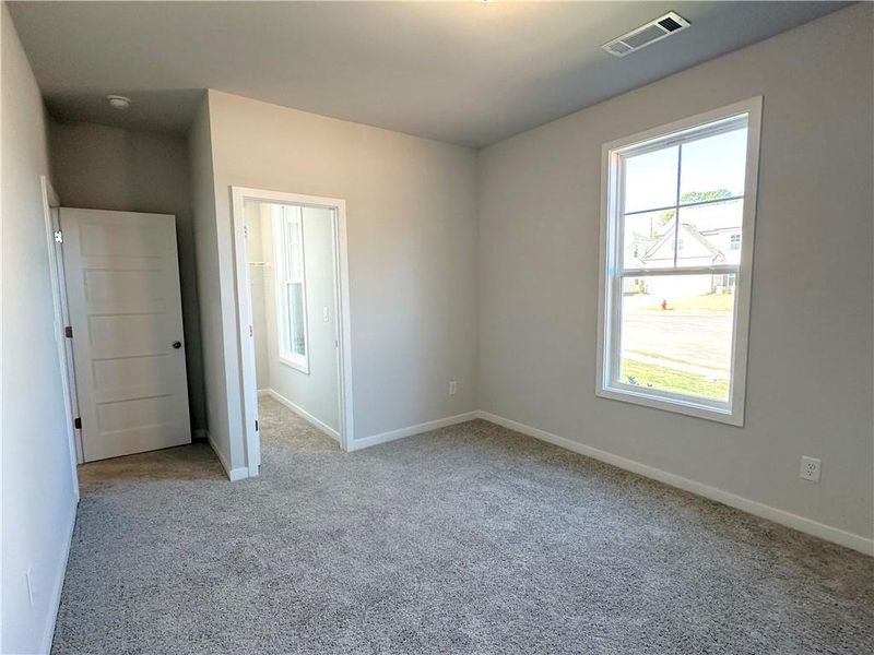 Spacious, unfurnished interior of a new home in Summerlin, Winder (Image 75).