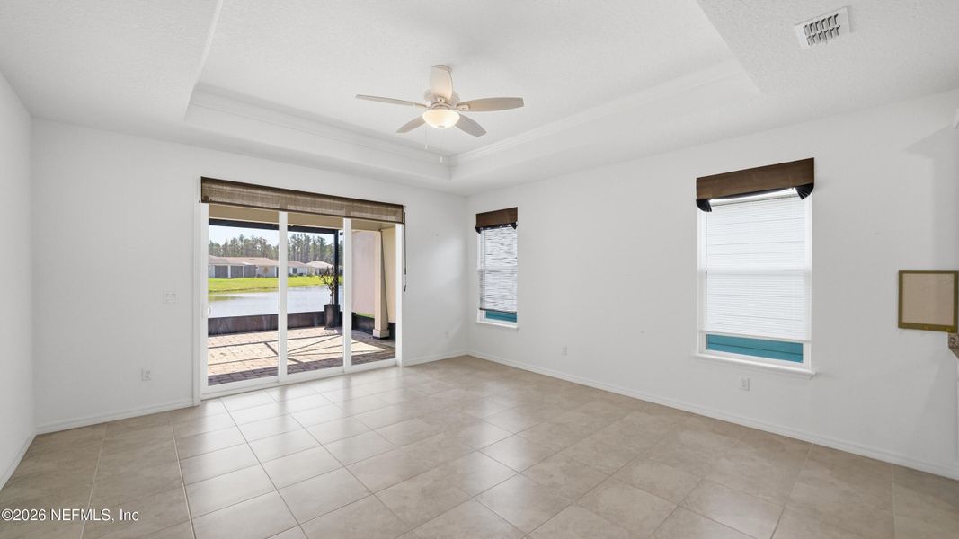 Spacious, unfurnished interior of a new home in , Yulee (Image 27).
