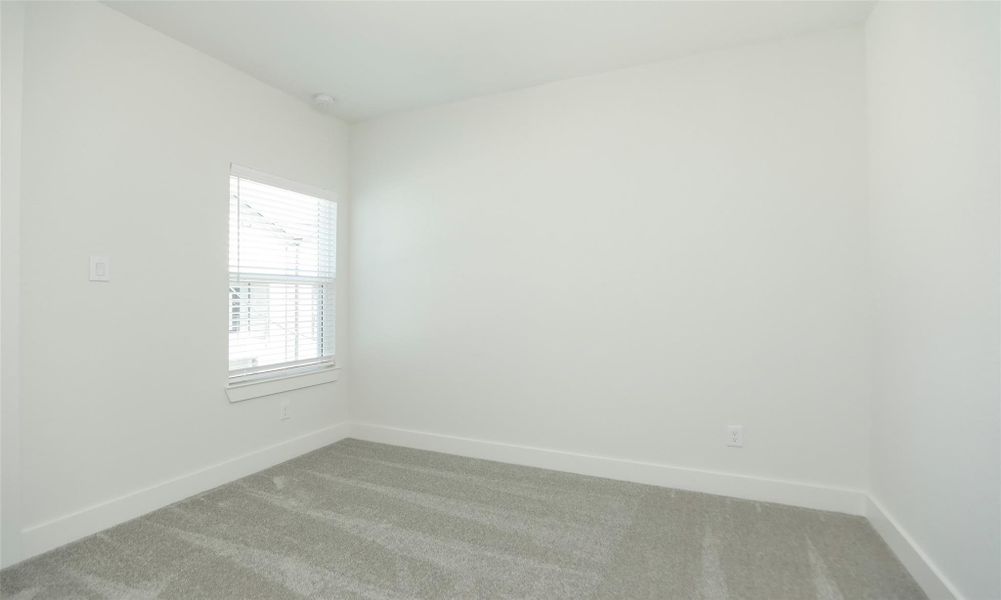 Spacious, unfurnished interior of a new home in Independence Heights, Houston (Image 28).