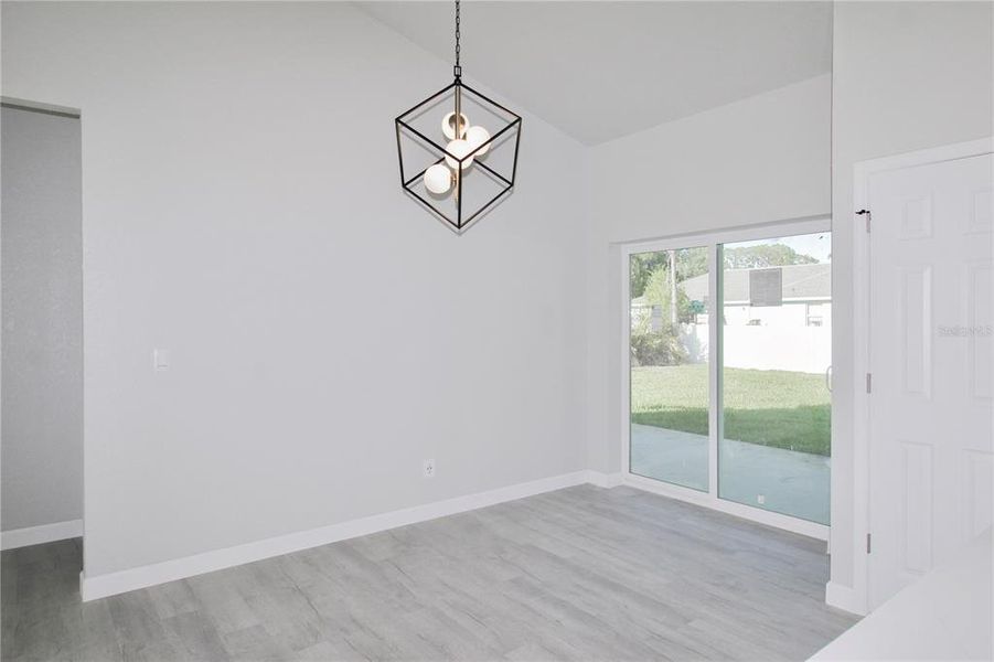 Spacious, unfurnished interior of a new home in , Sebring (Image 23).