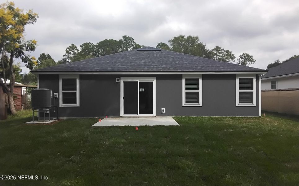 Front exterior of a new home in , Jacksonville, FL, highlighting curb appeal (Image 1). Front exterior of a new home in , Jacksonville, FL, highlighting curb appeal (Image 1).