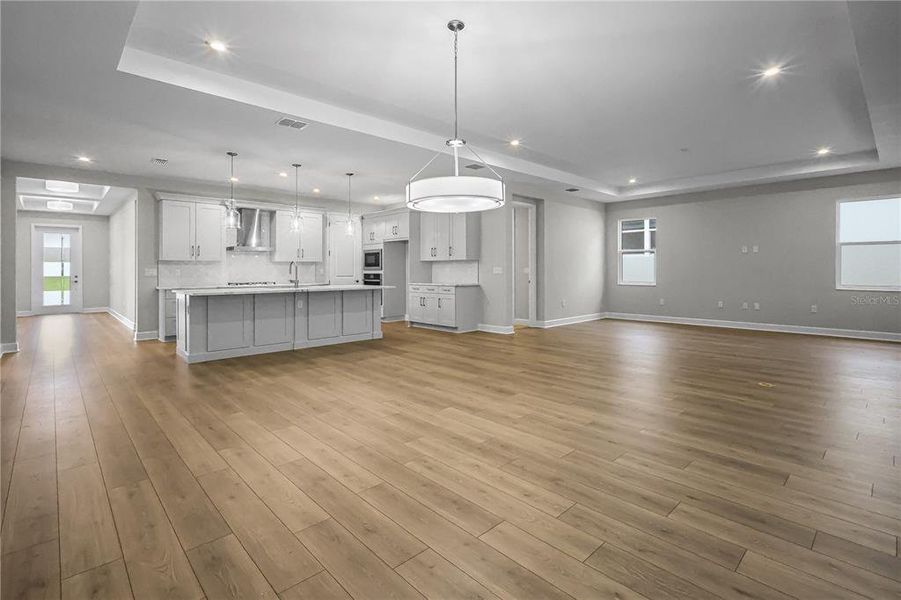 Spacious, unfurnished interior of a new home in Cresswind at Hammock Oaks, Lady Lake (Image 41). Spacious, unfurnished interior of a new home in Cresswind at Hammock Oaks, Lady Lake (Image 41).