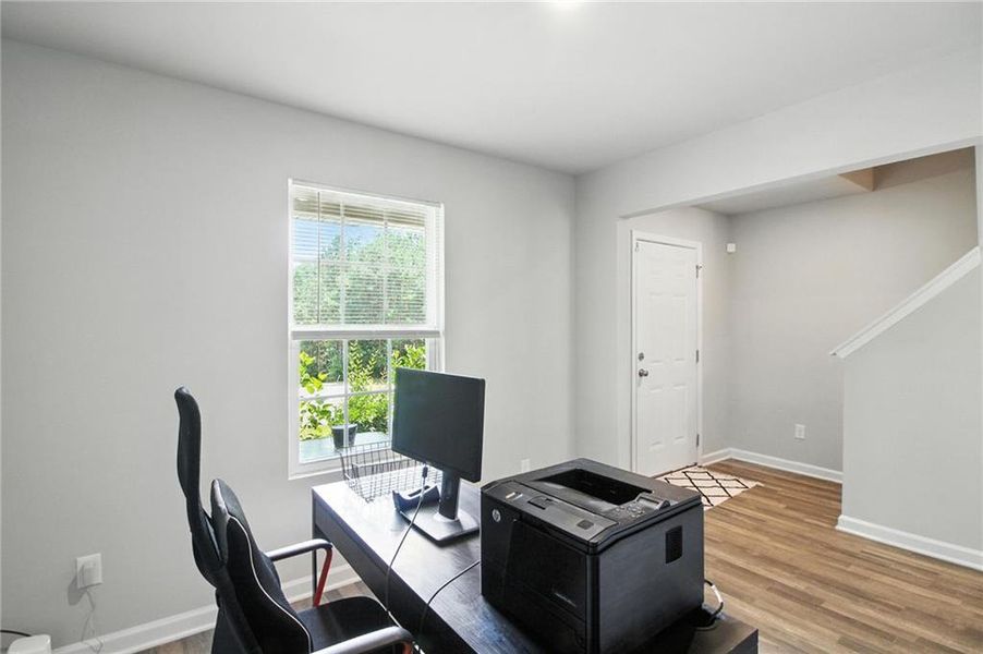 Furnished interior view inside a new home in , Dallas (Image 12).
