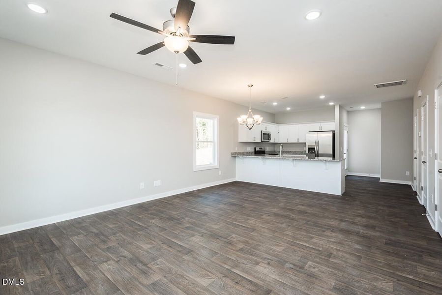 TH 1425 - END UNIT - J