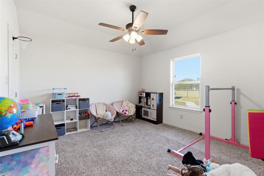 Furnished interior view inside a new home in , Grandview (Image 12).
