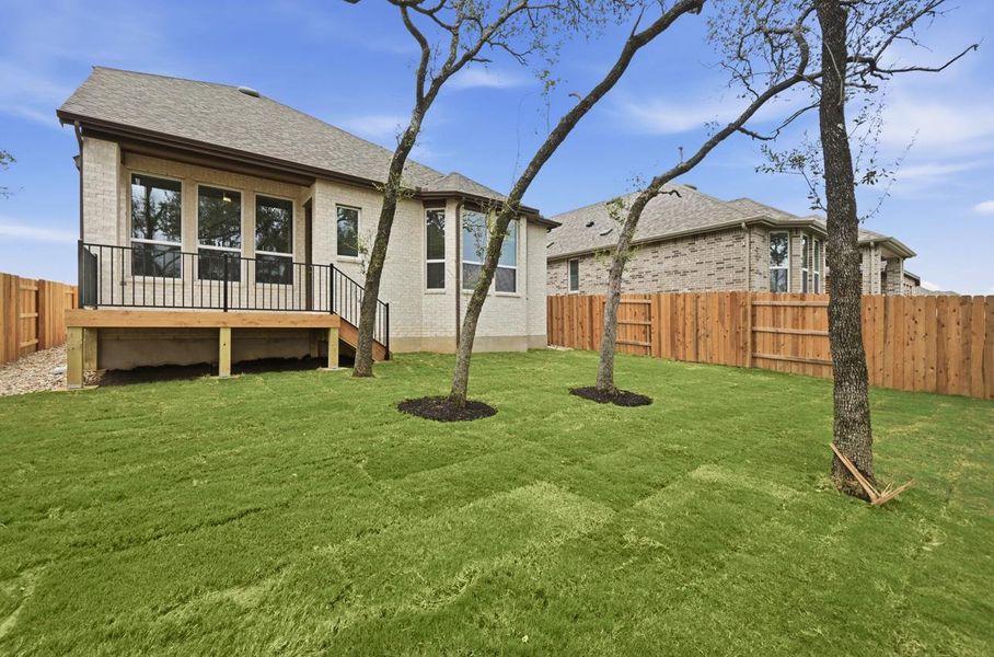 Exterior details and patio area of a home in 6 Creeks at Waterridge, Kyle (Image 16).