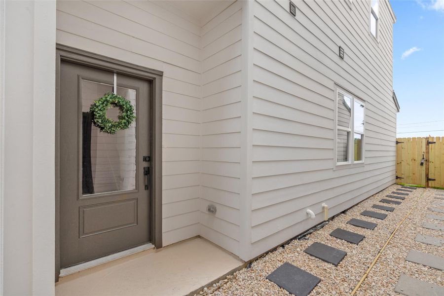 Side entry front door