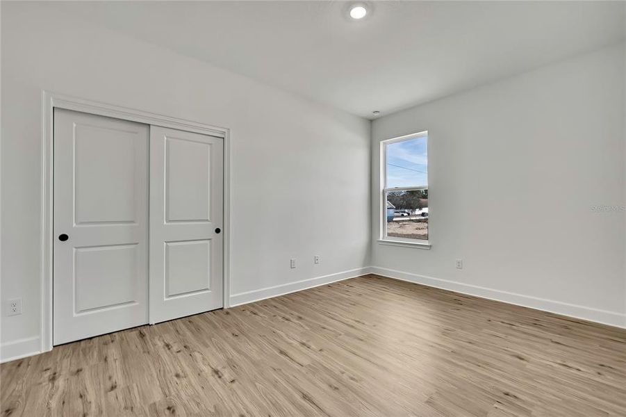 Spacious, unfurnished interior of a new home in , Brooksville (Image 52).