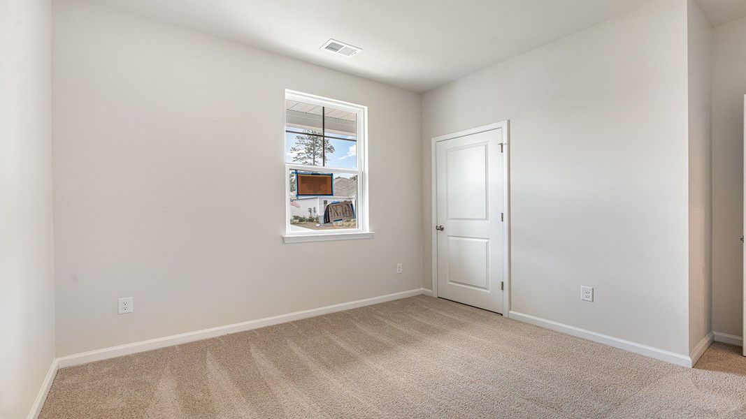 Spacious, unfurnished interior of a new home in Ridgefield, Conway (Image 21).