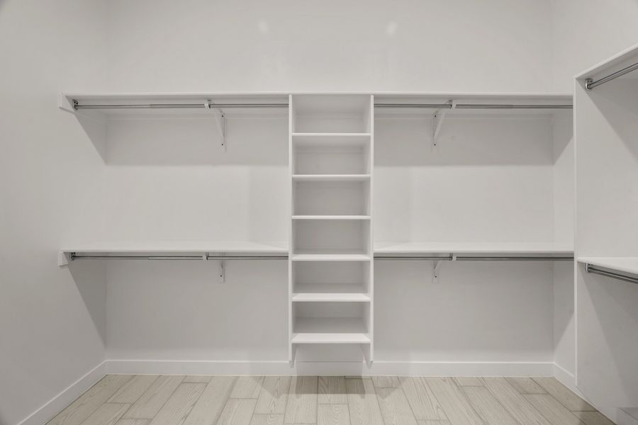 Representative unfurnished interior of a home built from the Torrey Pines by LEH. Homes in Verdancia, El Paso (Image 54).