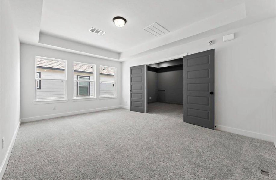 Spacious, unfurnished interior of a new home in Candela, Richmond (Image 20).