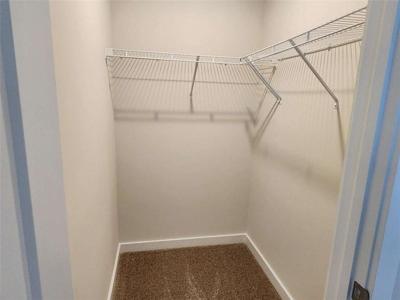 Spacious, unfurnished interior of a new home in Southern Hills, McDonough (Image 35).