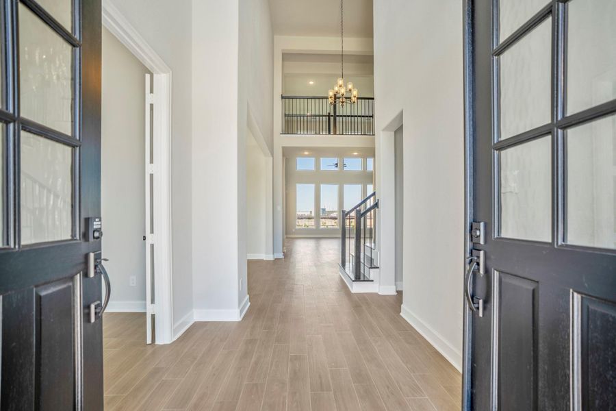 Spacious, unfurnished interior of a new home in Jordan Ranch 70' Lots, Fulshear (Image 30).