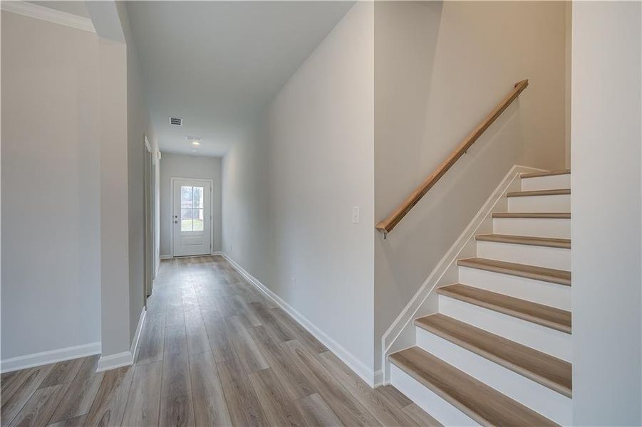 Spacious, unfurnished interior of a new home in Hamilton Lakes, Lawrenceville (Image 15).