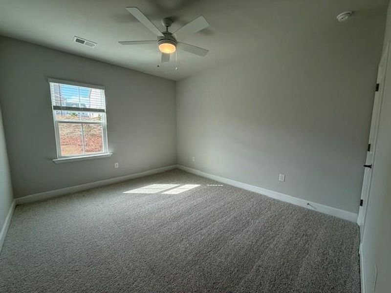 Spacious, unfurnished interior of a new home in Berkeley Mill, Cumming (Image 16).