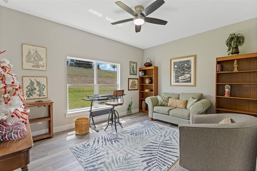 Furnished interior view inside a new home in , Umatilla (Image 9).
