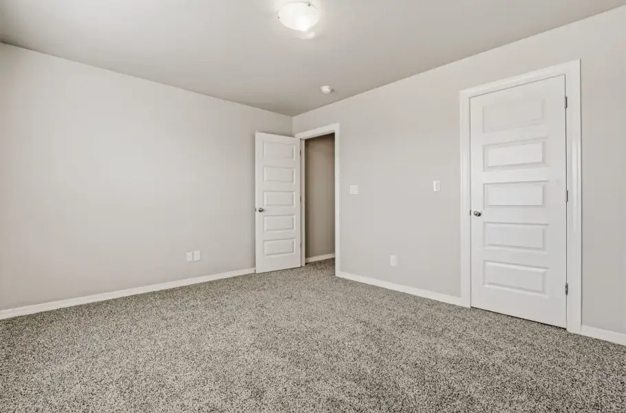 Spacious, unfurnished interior of a new home in Paseo del Este, El Paso (Image 40). Spacious, unfurnished interior of a new home in Paseo del Este, El Paso (Image 40).