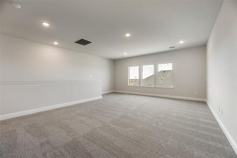Spacious, unfurnished interior of a new home in Arbors at Legacy Hills, Celina (Image 32).