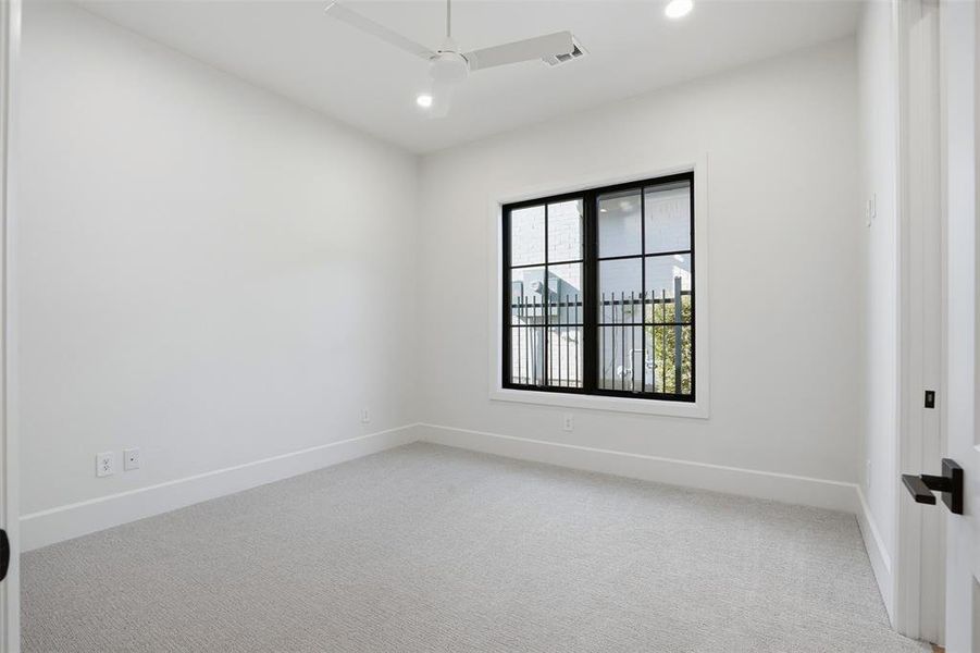 Spacious, unfurnished interior of a new home in , Fort Worth (Image 33).