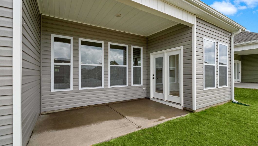 Exterior details and patio area of a home in Cottonwood Ridge, Piedmont (Image 3).