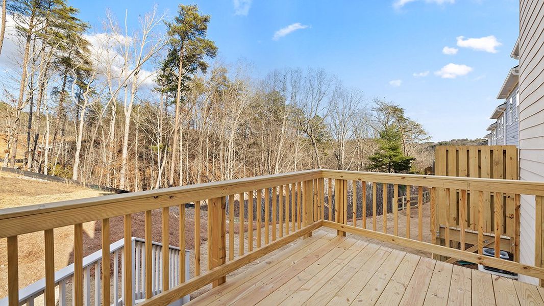 Exterior details and patio area of a home in Greyton Springs Place, Buford (Image 2).